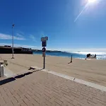 Frejus Plage A 50M Des Plages, 1Er Etage De Villa